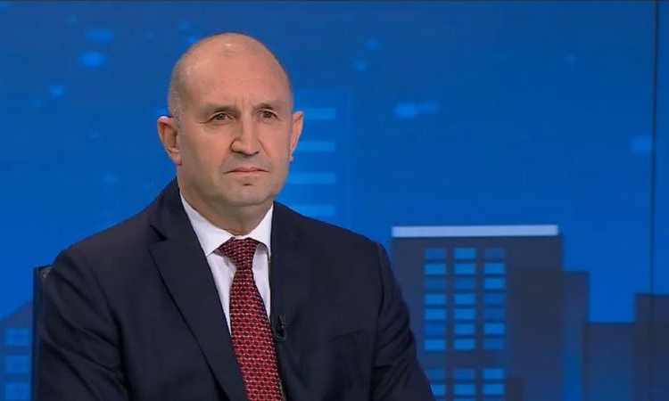 Мирослав Иванов: Радев лъже за Боташ