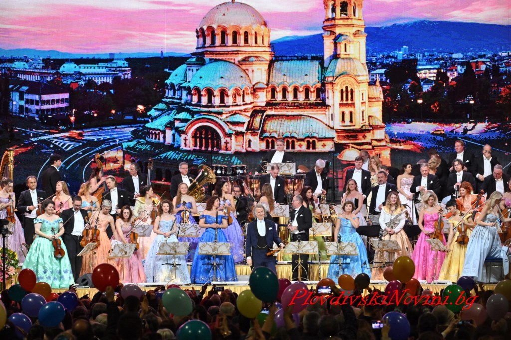 Андре Рийо омагьоса публиката с 