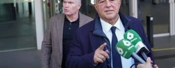 Лапорта напусна президентския пост в Барселона