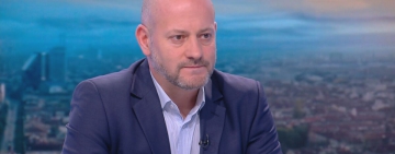 Радан Кънев: Надали хората ще се захласнат по абстрактното мрънкане на Радев!