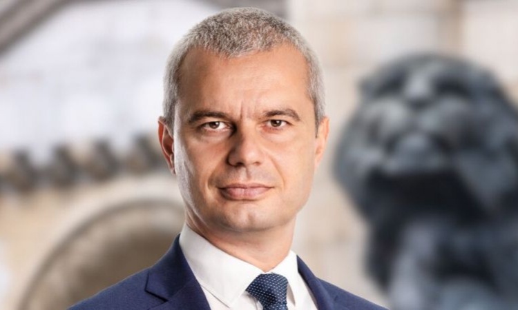 Костадинов за Гюров: Това е избор на Румен Радев, който е „флиртувал с две политически групи“
