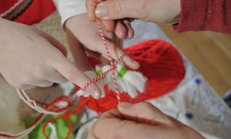 Работилници за мартеници в Етнографския музей