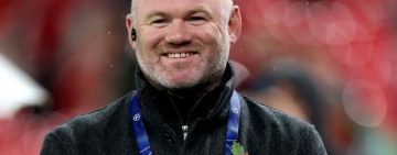 Рууни скочи на фена с прическата: Обзалагам се, че ще бъде съкрушен, ако Юнайтед спечели пети мач, защото изведнъж ще стане излишен