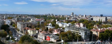 Слънчева, но студена сряда