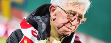 Легендарният Джони Велинов се бори за живота си във ВМА