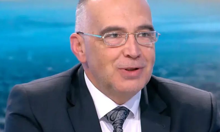 Антон Кутев: Радев заяви нещо ясно - приоритет му е борбата с корупцията