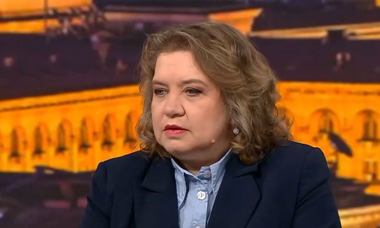Киселова: Не беше правилно Надежда Нейнски отново да е външен министър