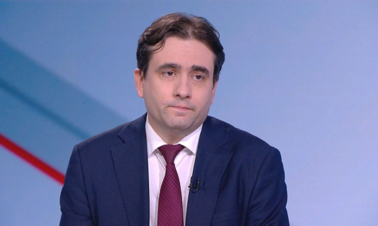 Божанов: Трябва да спрат кранчетата за пари, с които се купуват изборите