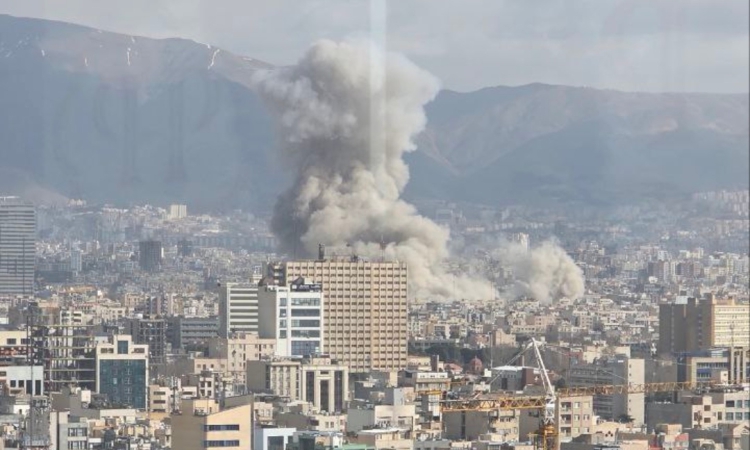 Израел и САЩ атакуваха Иран