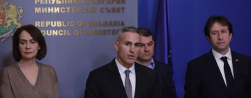 Извънредна среща при премиера за Близкия изток: Утре ще се извърши първи полет към Оман за евакуация на българи