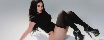 Ослепителната Меган Фокс е по-секси от всякога