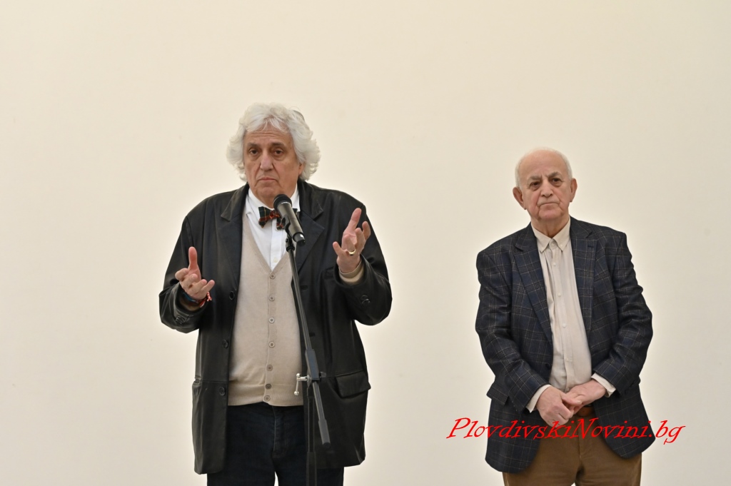 Павел Койчев с 13 гигантски пластики в Зала „2019“