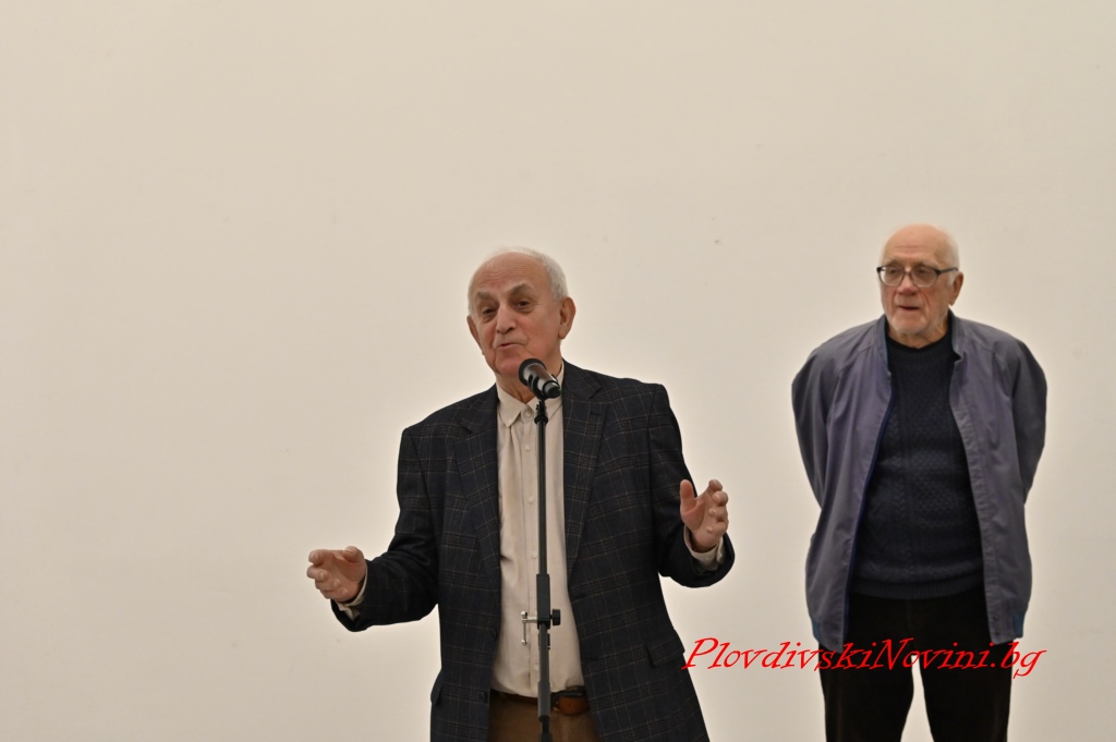 Павел Койчев с 13 гигантски пластики в Зала „2019“