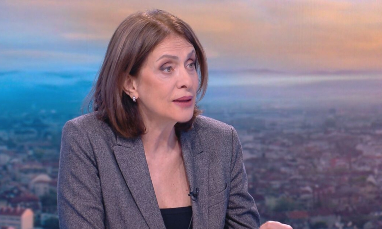 Надежда Нейнски: България осъжда атаката срещу цивилни обекти на територията на Азербайджан