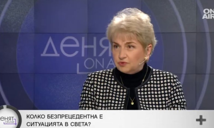 Плугчиева: Кризи, войни, а България е с некомпетентно правителство