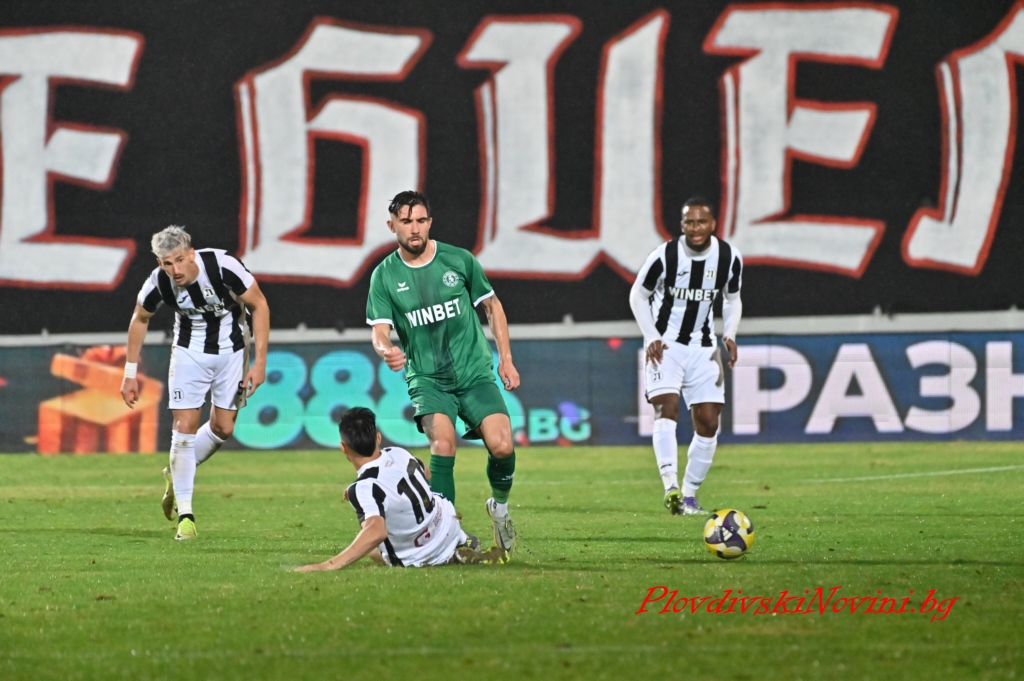 На живо: Ботев Враца - Локомотив Пловдив 0:0