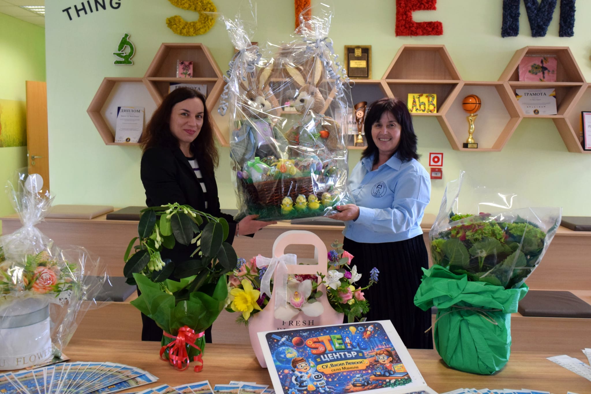 Анелия Симеонова поздрави Пенка Запрянова за откриването на модерния STEM център