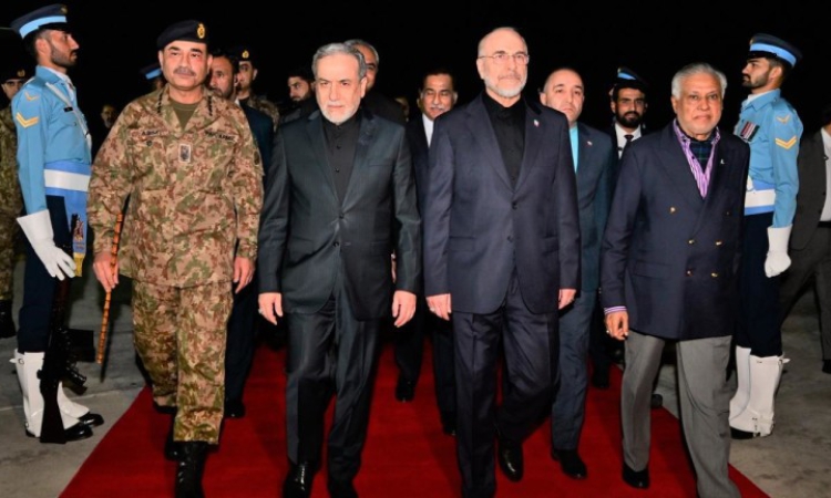 CNN: Преговорите между Иран и САЩ в Исламабад ще започнат чрез посредници