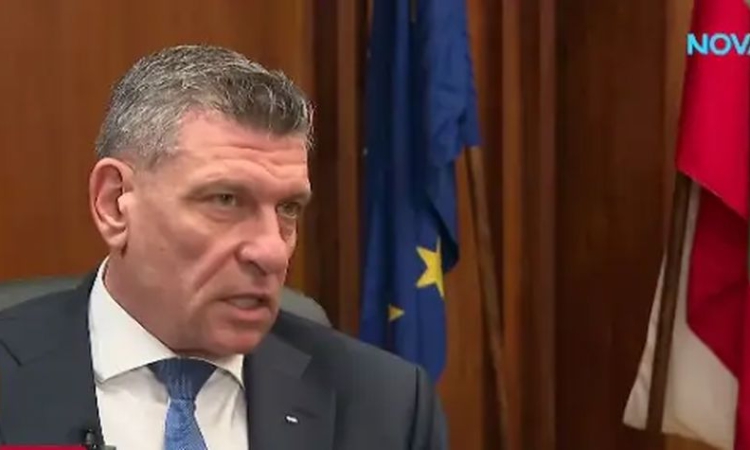 Кандев пита прокуратурата ще повдигне ли обвинение на шофьора на камиона, блокирал движението в тунел "Витиня"