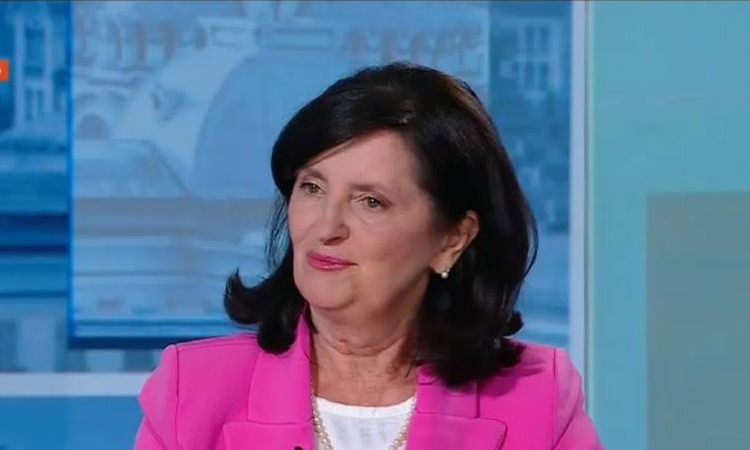 Проф. Даниела Бобева: Трябва да видим докъде ще се стигне с цените на горивата, за да се предприемат дългосрочни мерки