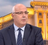 Проф. Вучков: Гражданите са склонни да простят на новото мнозинство, ако направи няколко грешки в следващите месеци