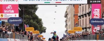 Давиде Балерини спечели шести етап от #Giro d’Italia , Афонсо Еулалио запази розовата фланелка