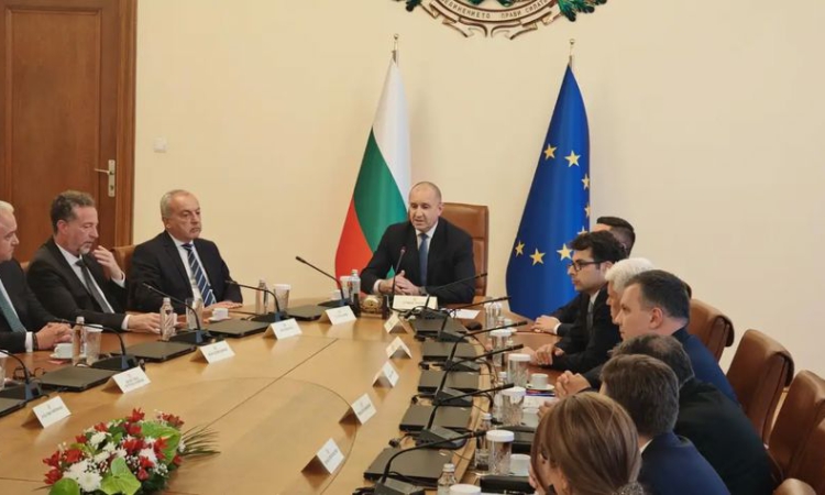 Кабинетът отмени две правителствени решения в сферата на отбраната