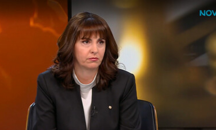 Министър Ефремова: Първите помощи за пострадалите от наводненията ще бъдат изплатени до дни