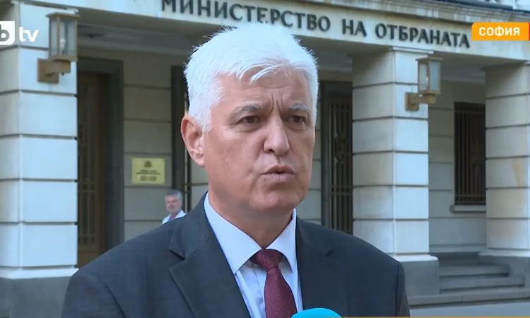 Димитър Стоянов: Спираме предоставянето на въоръжение на Украйна, но не и продажбата