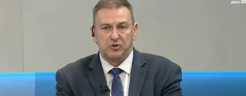 Емил Радев: България не предоставя безвъзмездно оръжия на Украйна