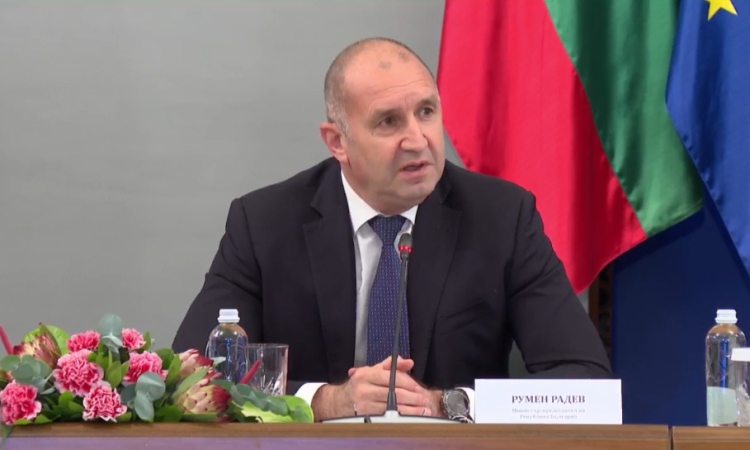 Румен Радев: Пари в хазната няма
