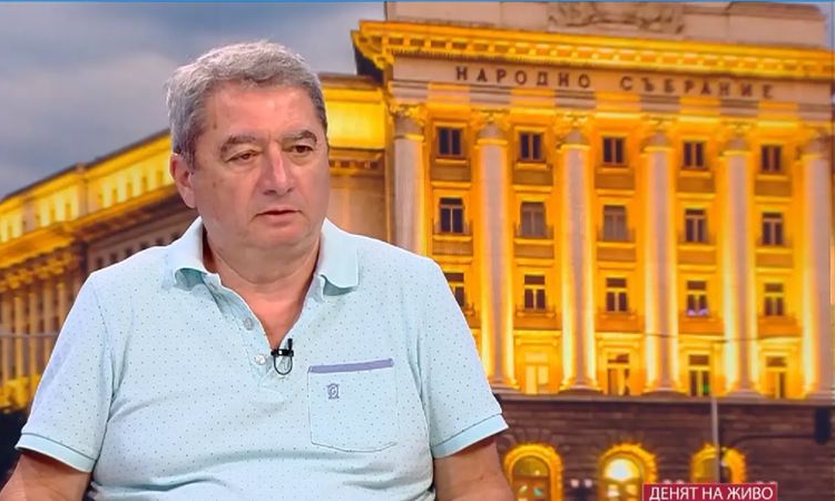 Емануил Йорданов: Не очаквайте сензации от Стоян Мавродиев, не съм оптимист, че Пепи Еврото ще се завърне
