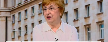Проф. Екатерина Михайлова: Десислава Атанасова трябва да подаде оставка, ако твърденията за полетите са верни