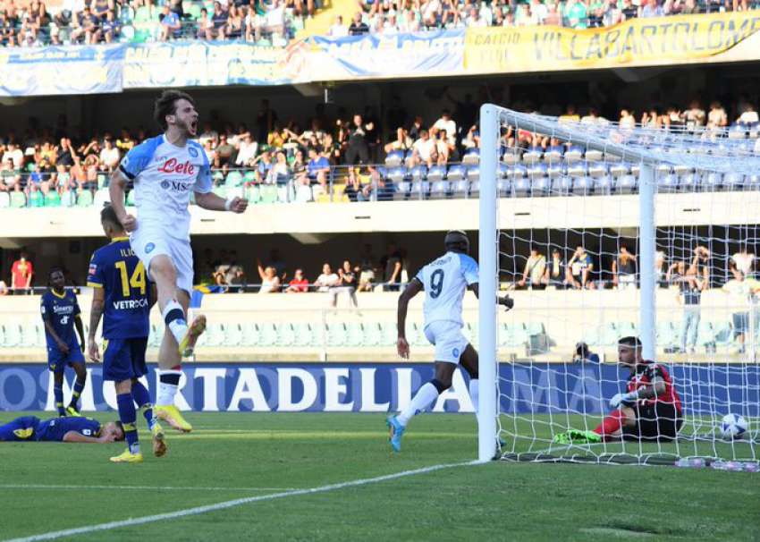 Наполи стартира ударно сезона в Серия А