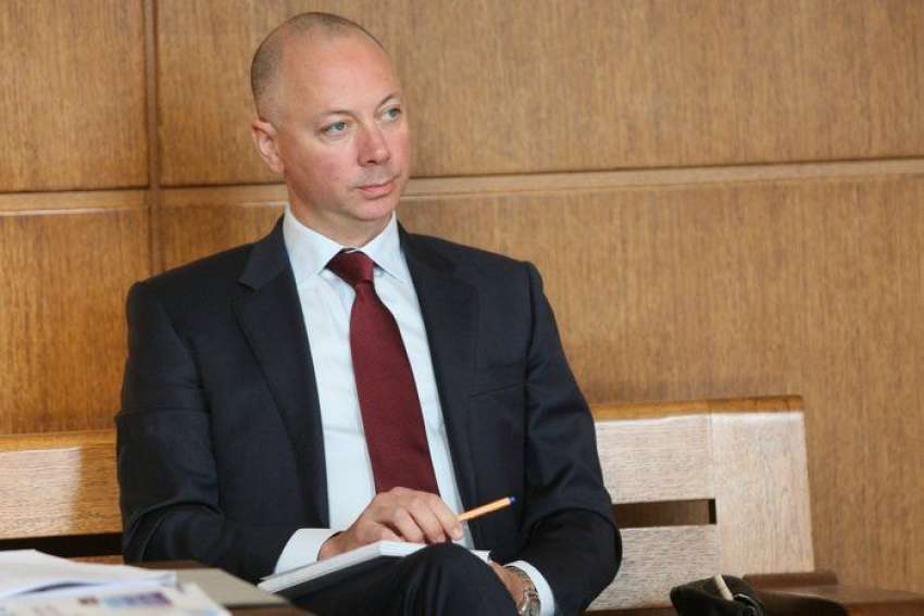 Росен Желязков свиква извънредно заседание на парламента за доклада по сделката на "Булгаргаз" и турската "Боташ"