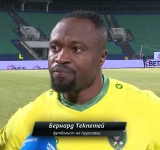 Фенове на Левски нападнаха героя на Лудогорец на расова основа