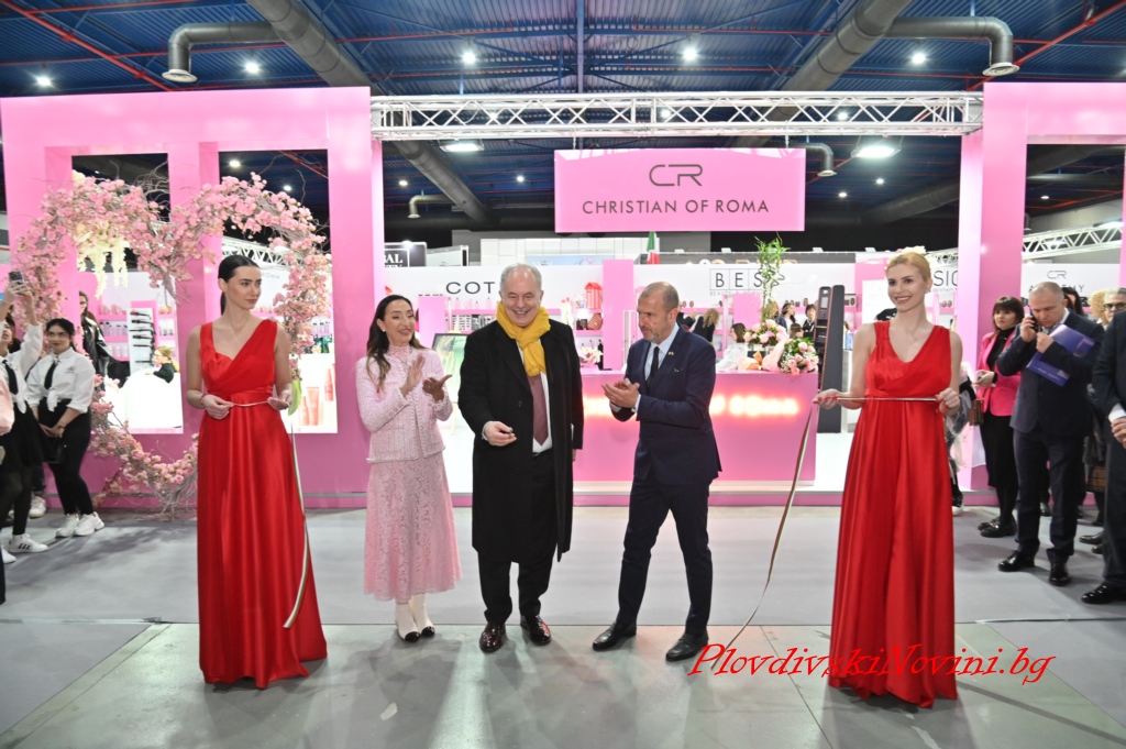 Новият посланик на Италия откри XXXII Италиански фестивал на красотата и прическата 