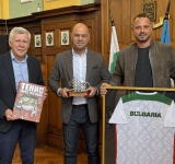 Кметът Костадин Димитров с признание от Българската федерация по тенис