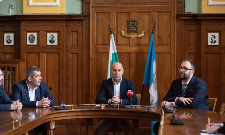 НГСЕИ разширява творческите си хоризонти с нова сграда в Стария град