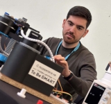 Къде се раждат академичните роботи