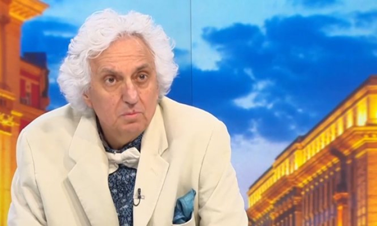 Доц. Лозанов: Има хора, които се срамуват да признаят, че са гласували за Радев!