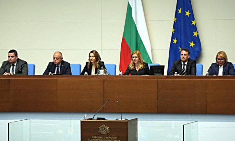 Без временни комисии за Пеевски, кръга "Капитал" и Иво Прокопиев