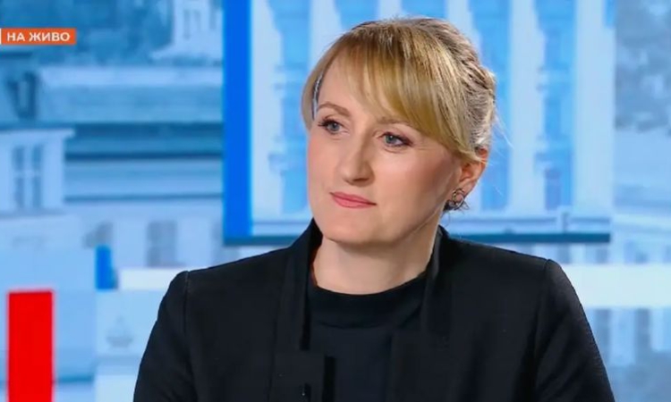 Министър Карамфилова: Анализират се щатните бройки в МОСВ и управлението на язовир „Александър Стамболийски“