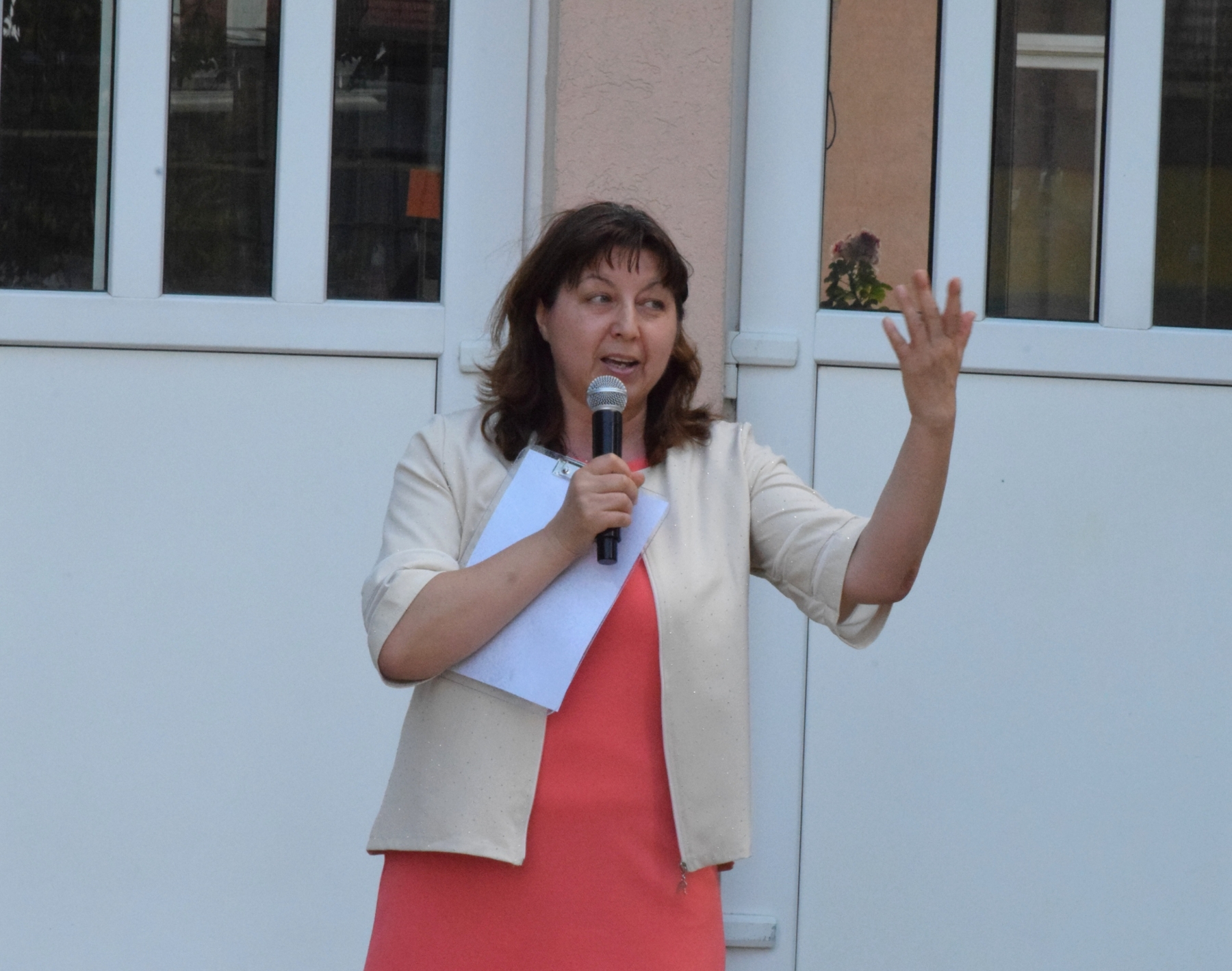 Откриха STEM среда по природни науки, математика и информационни технологии в училището в Строево