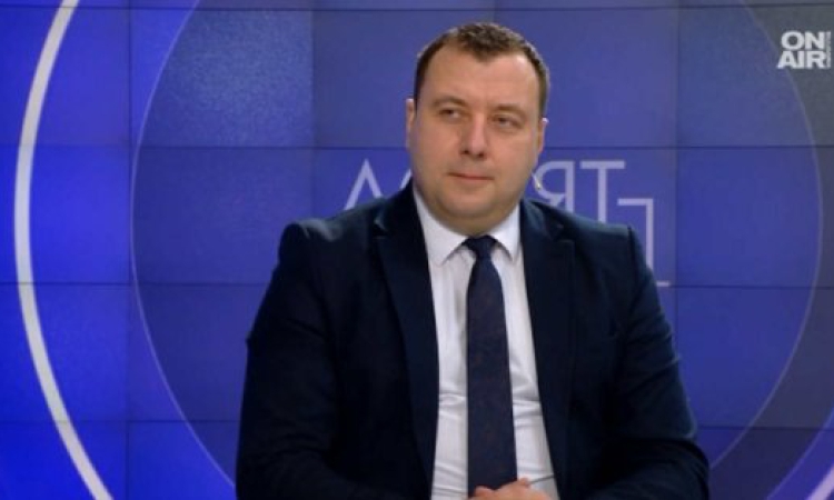„Възраждане" внася жалба в прокуратурата след думите на Радев за манипулации при влизането ни в еврозоната