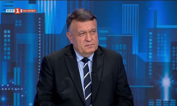 Вълчев за учителските заплати: Трябва да запазят достигнатото ниво, в бюджета не се предвижда увеличение