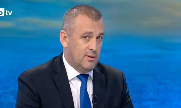 Транспортният министър: До края на юли заплатите на директорите в държавните дружества ще бъдат приведени в по-нормален вид