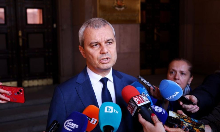 Костадинов за Киевската декларация: Това е типичното двуличие на кабинета „Радев“